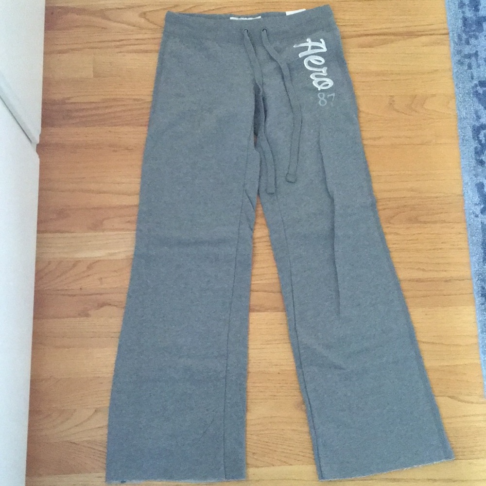 Aeropostale- grey fleece sweatpants- size XS